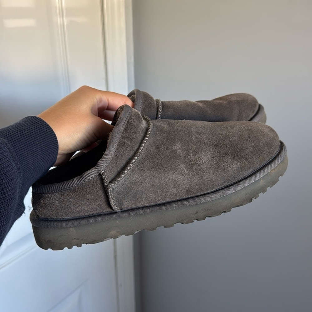 Ugg slipper boot